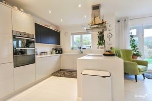 Photo 9- click for photo gallery